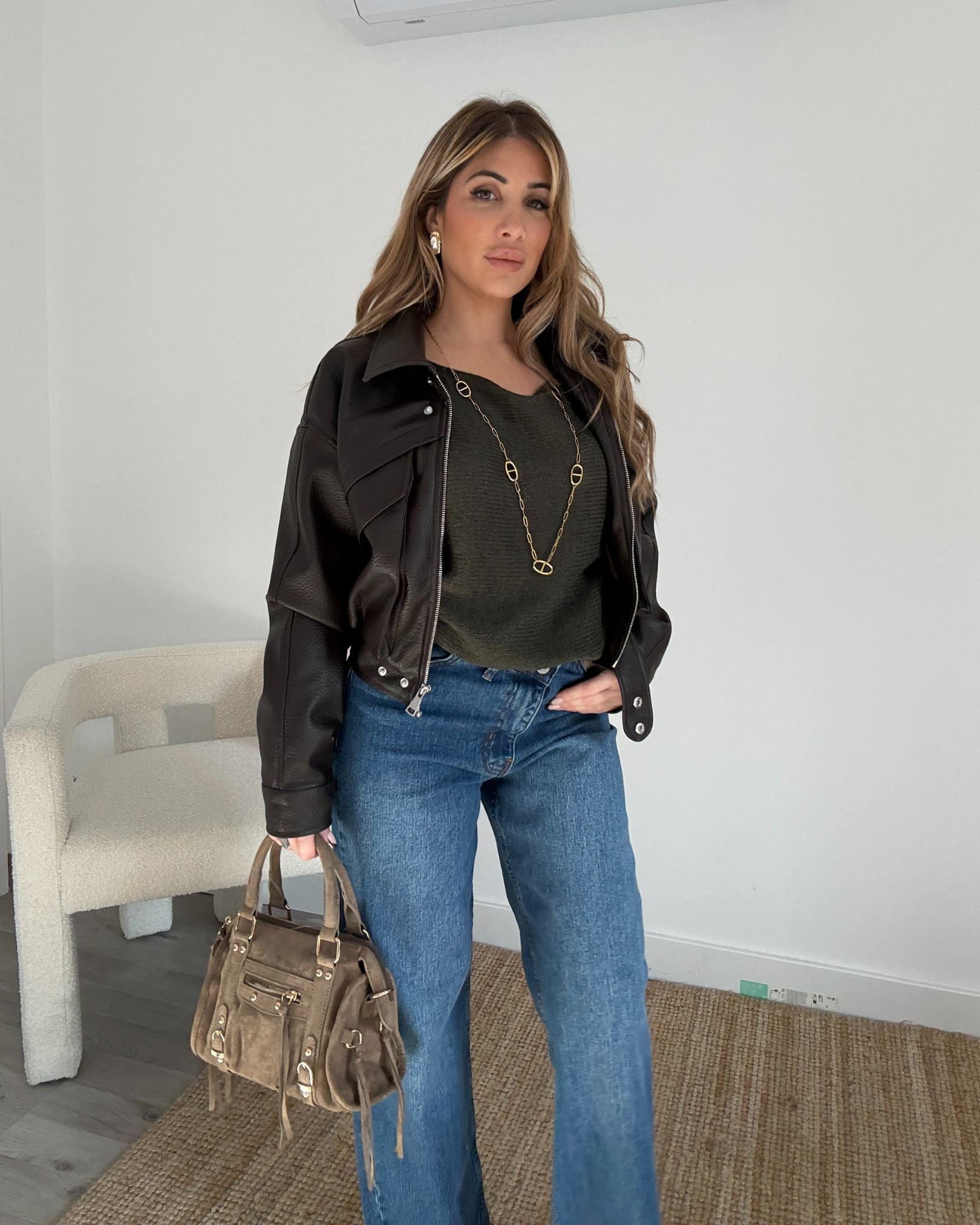 Blouson en similicuir marron coupe tendance